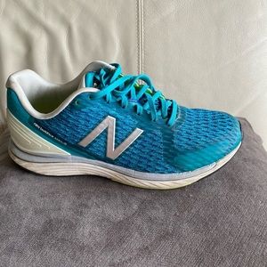 New Balance 1040v8 - in good condition